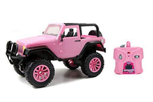 Load image into Gallery viewer, Jada Toys GIRLMAZING Big Foot Jeep R/C Vehicle (1:16 Scale), Pink - sctoyswholesale
